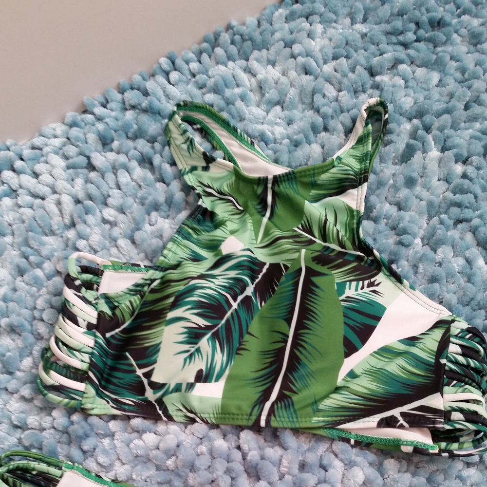 Tropical leaf bikini set NWOT